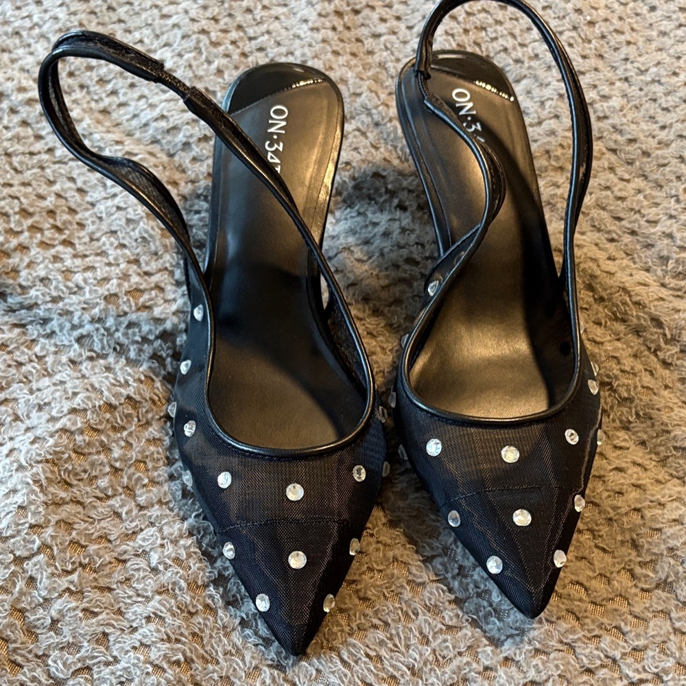 On 34th Women's Black and Silver Slingback Heels